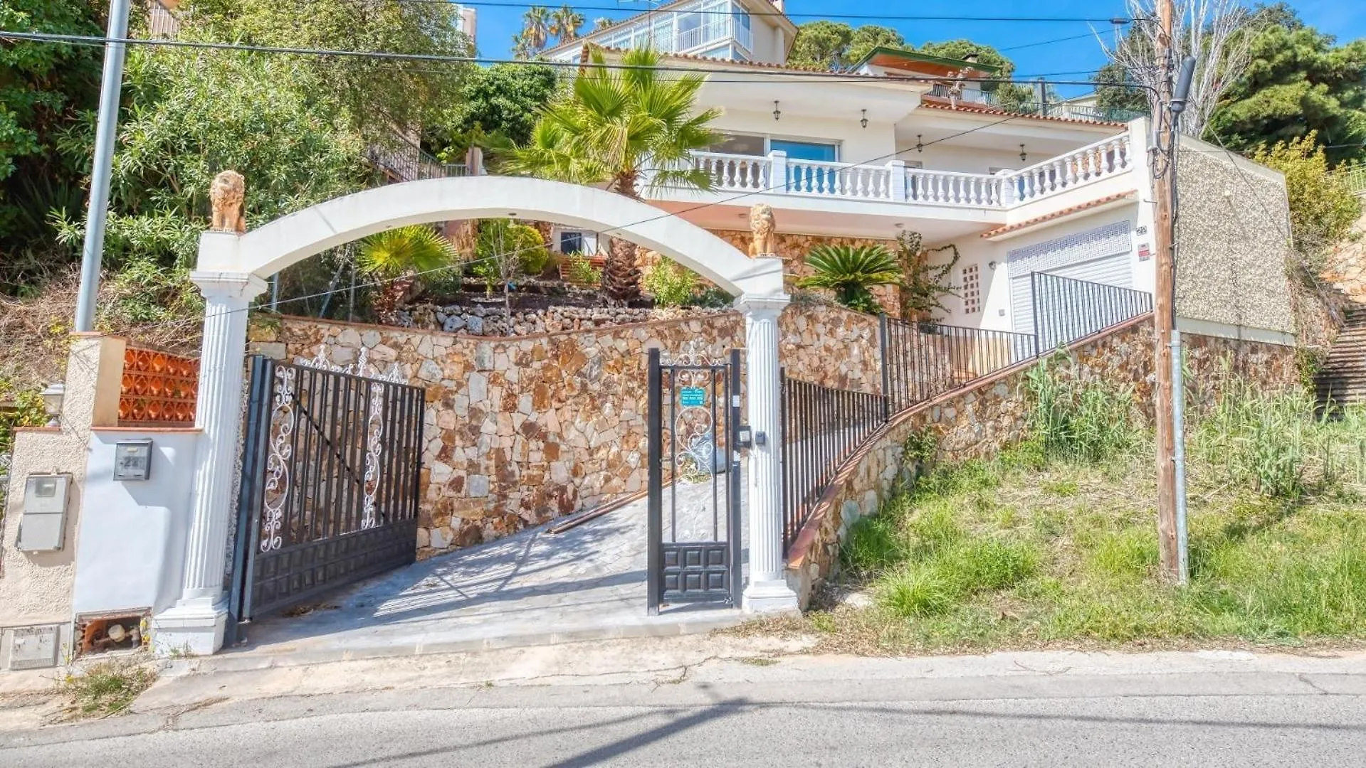 Costacabana - Villa Donna Lloret de Mar